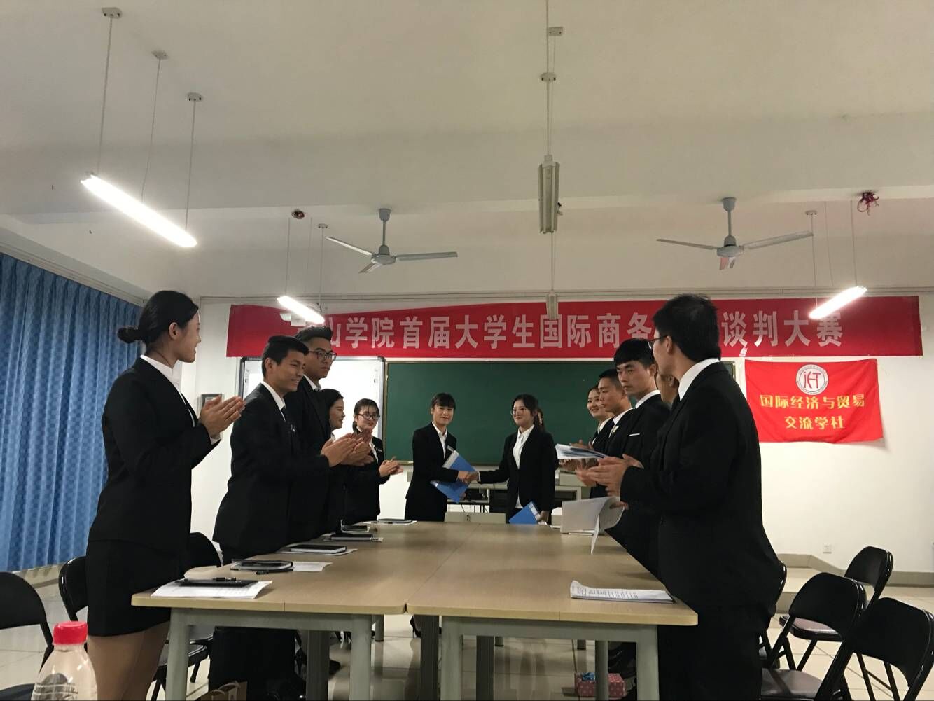 黄山学院首届大学生商务模拟谈判大赛圆满落幕